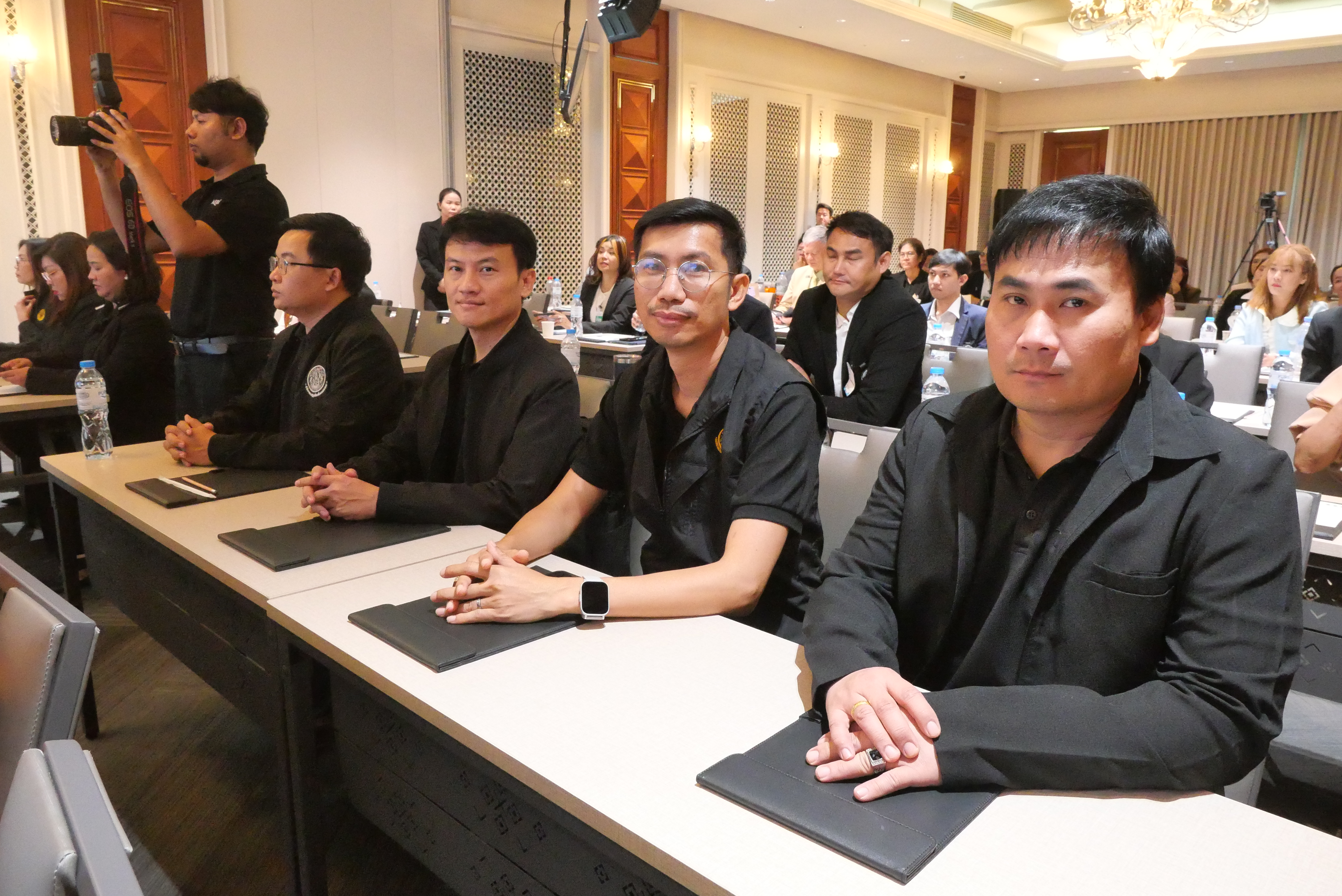 title - ส.ป.ก. เซ็น MOU มูลนิธิสถาบันการสร้างชาติ 
